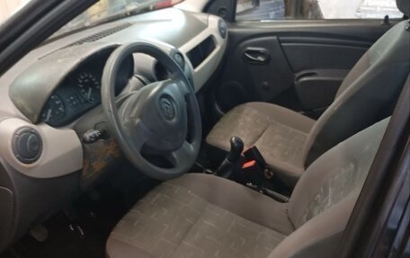 Renault Logan I, 2013 год, 330 000 рублей, 4 фотография