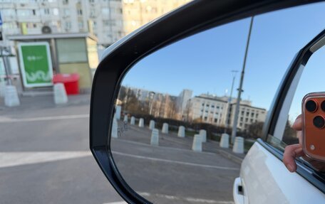 Toyota RAV4, 2023 год, 3 900 000 рублей, 10 фотография