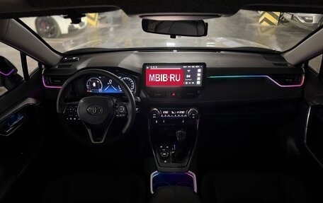 Toyota RAV4, 2023 год, 3 900 000 рублей, 16 фотография