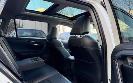 Toyota RAV4, 2023 год, 3 900 000 рублей, 25 фотография