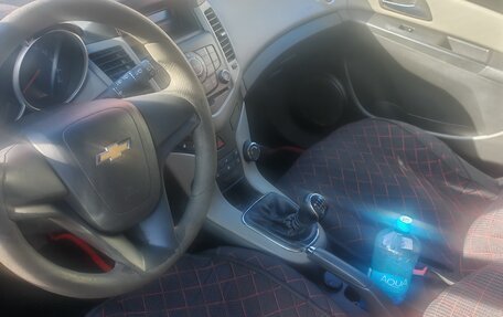 Chevrolet Cruze II, 2012 год, 570 000 рублей, 5 фотография