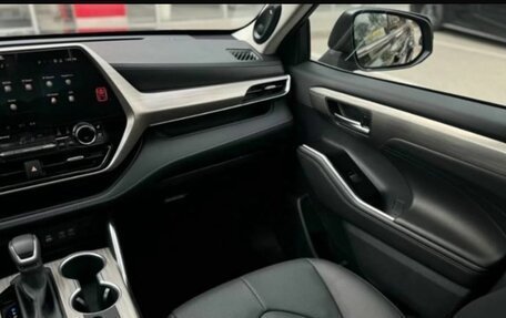 Toyota Highlander, 2025 год, 5 490 000 рублей, 3 фотография