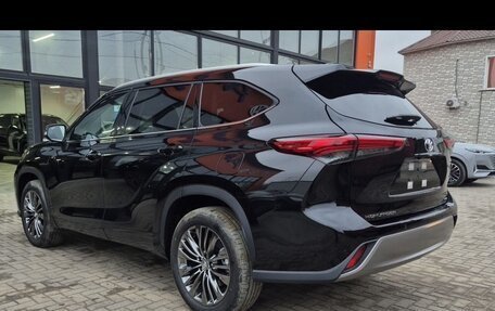 Toyota Highlander, 2025 год, 5 490 000 рублей, 22 фотография