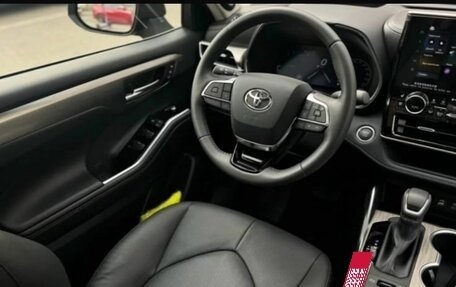 Toyota Highlander, 2025 год, 5 490 000 рублей, 16 фотография