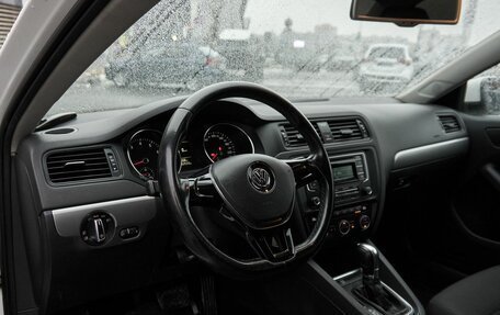 Volkswagen Jetta VI, 2015 год, 1 290 000 рублей, 5 фотография