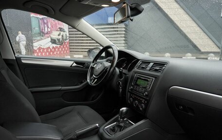 Volkswagen Jetta VI, 2015 год, 1 290 000 рублей, 6 фотография