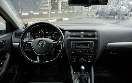 Volkswagen Jetta VI, 2015 год, 1 290 000 рублей, 8 фотография