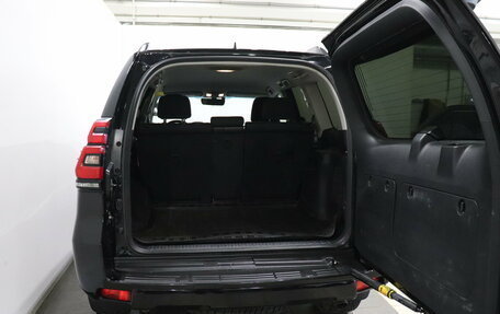 Toyota Land Cruiser Prado 150 рестайлинг 2, 2018 год, 5 377 000 рублей, 14 фотография