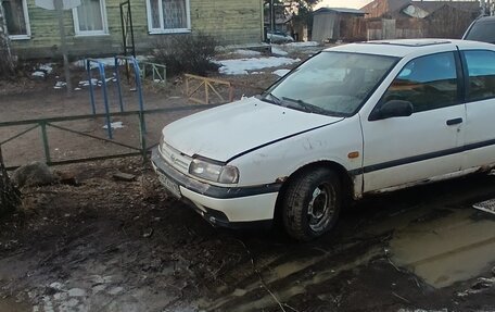 Nissan Primera II рестайлинг, 1991 год, 70 000 рублей, 3 фотография