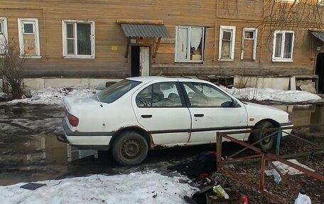 Nissan Primera II рестайлинг, 1991 год, 70 000 рублей, 4 фотография