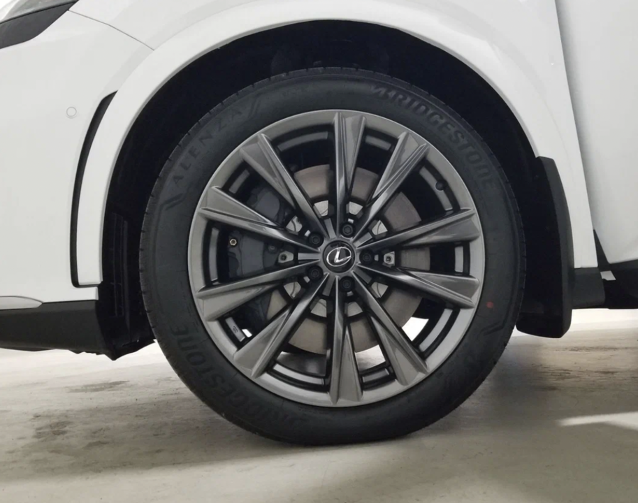 Lexus RX IV рестайлинг, 2026 год, 12 500 000 рублей, 5 фотография