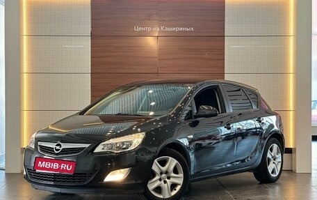 Opel Astra J, 2012 год, 800 000 рублей, 1 фотография