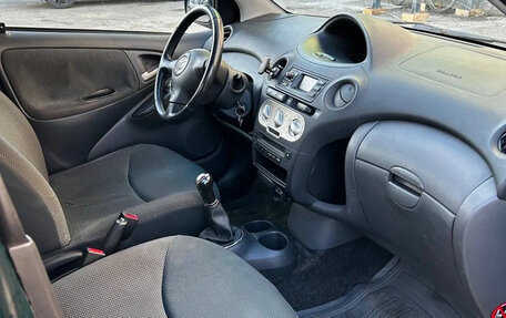 Toyota Yaris I рестайлинг, 2004 год, 340 000 рублей, 11 фотография