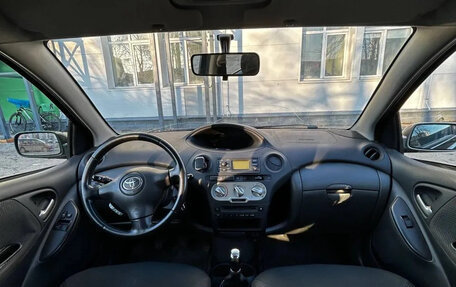 Toyota Yaris I рестайлинг, 2004 год, 340 000 рублей, 17 фотография