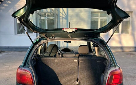 Toyota Yaris I рестайлинг, 2004 год, 340 000 рублей, 21 фотография