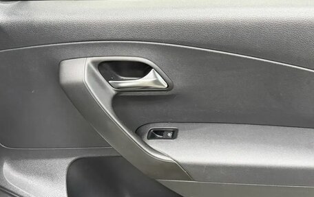 Volkswagen Polo VI (EU Market), 2016 год, 947 000 рублей, 13 фотография