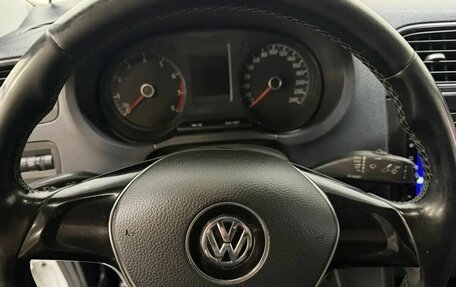 Volkswagen Polo VI (EU Market), 2016 год, 947 000 рублей, 10 фотография