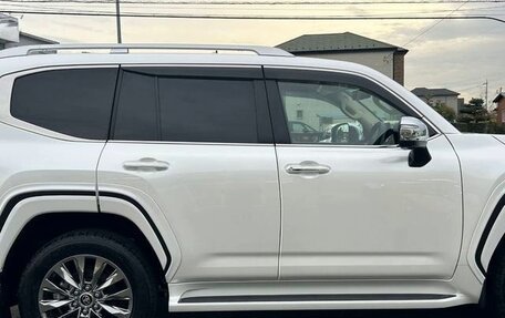 Toyota Land Cruiser, 2023 год, 10 111 000 рублей, 9 фотография