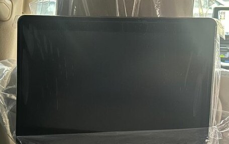 Toyota Land Cruiser, 2023 год, 10 111 000 рублей, 26 фотография