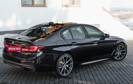 BMW 5 серия, 2017 год, 4 090 000 рублей, 8 фотография