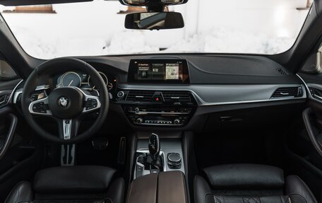 BMW 5 серия, 2017 год, 4 090 000 рублей, 19 фотография