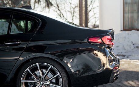 BMW 5 серия, 2017 год, 4 090 000 рублей, 11 фотография