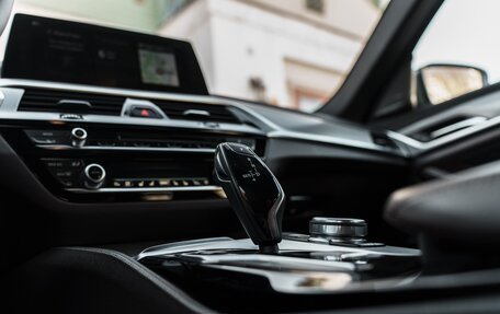 BMW 5 серия, 2017 год, 4 090 000 рублей, 23 фотография