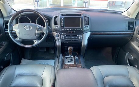 Toyota Land Cruiser 200, 2010 год, 3 490 000 рублей, 9 фотография