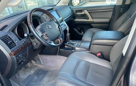 Toyota Land Cruiser 200, 2010 год, 3 490 000 рублей, 8 фотография