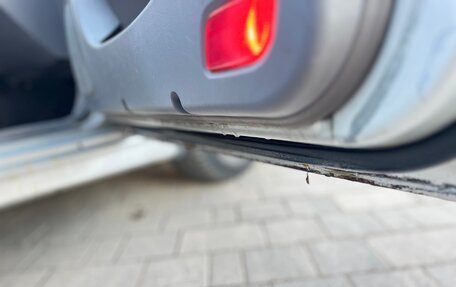 KIA Magentis I, 2005 год, 240 000 рублей, 23 фотография