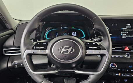 Hyundai Avante, 2023 год, 1 920 000 рублей, 15 фотография