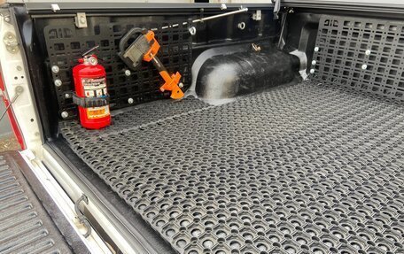 Toyota Hilux VII, 2014 год, 2 590 000 рублей, 11 фотография