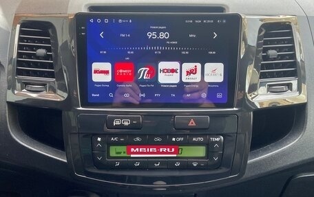 Toyota Hilux VII, 2014 год, 2 590 000 рублей, 21 фотография