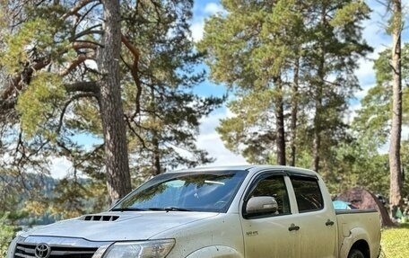 Toyota Hilux VII, 2014 год, 2 590 000 рублей, 29 фотография