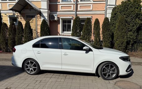 Volkswagen Polo VI (EU Market), 2021 год, 1 565 000 рублей, 2 фотография