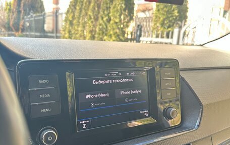 Volkswagen Polo VI (EU Market), 2021 год, 1 565 000 рублей, 22 фотография