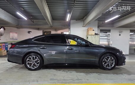 Hyundai Sonata VIII, 2021 год, 1 985 000 рублей, 2 фотография