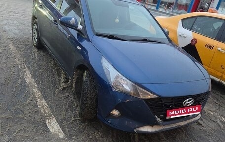 Hyundai Solaris II рестайлинг, 2021 год, 1 700 000 рублей, 3 фотография