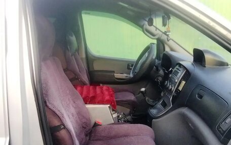 Hyundai H-1 II рестайлинг, 2008 год, 1 500 000 рублей, 3 фотография