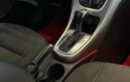 Opel Astra J, 2012 год, 800 000 рублей, 9 фотография