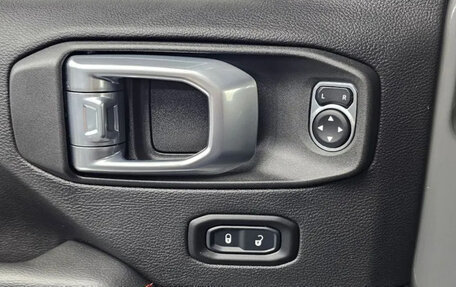 Jeep Gladiator, 2023 год, 5 100 000 рублей, 12 фотография