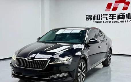 Skoda Superb III рестайлинг, 2023 год, 2 099 017 рублей, 1 фотография