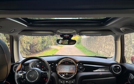 MINI Hatch, 2024 год, 3 900 000 рублей, 2 фотография
