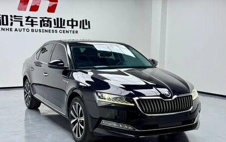 Skoda Superb III рестайлинг, 2023 год, 2 099 017 рублей, 3 фотография