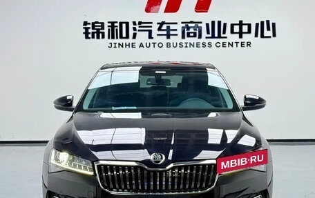 Skoda Superb III рестайлинг, 2023 год, 2 099 017 рублей, 2 фотография