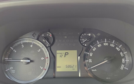 Toyota Land Cruiser Prado 150 рестайлинг 2, 2021 год, 5 750 000 рублей, 16 фотография