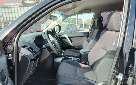 Toyota Land Cruiser Prado 150 рестайлинг 2, 2021 год, 5 750 000 рублей, 20 фотография