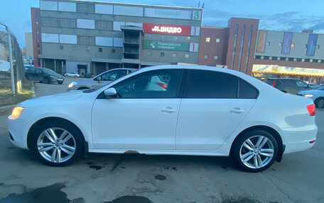 Volkswagen Jetta VI, 2013 год, 900 000 рублей, 4 фотография