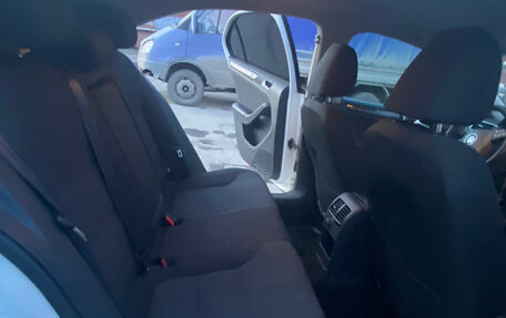 Volkswagen Jetta VI, 2013 год, 900 000 рублей, 7 фотография