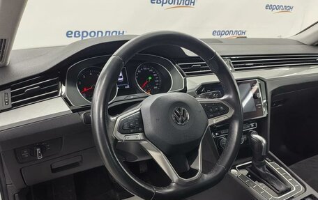 Volkswagen Passat B8 рестайлинг, 2020 год, 2 900 000 рублей, 6 фотография